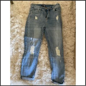 Distress jeans